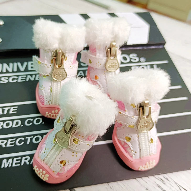 The AeroStep™ Pet Snow Boots for Dogs & Cats (4-Pack)