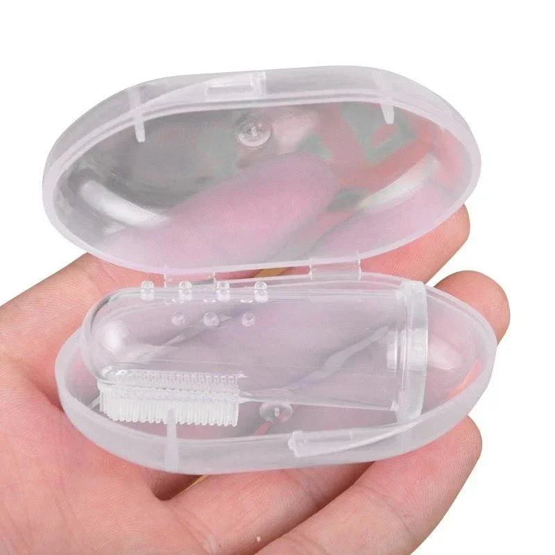The AeroBrush™ Silicone Finger Toothbrush for Dogs & Cats
