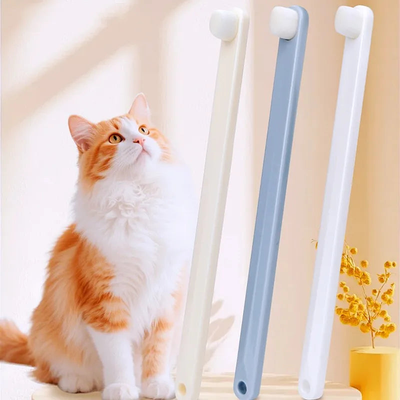 The AeroClean™ Small-Head Pet Toothbrush