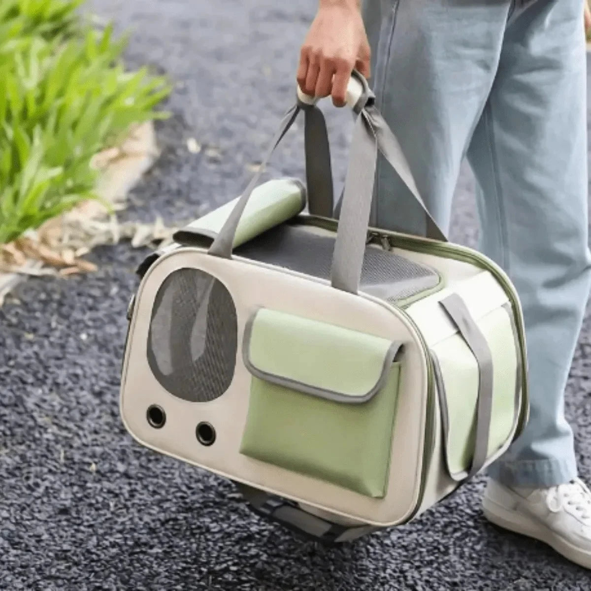 The AeroCarry™ Portable Pet Carrier Bag for Dogs & Cats