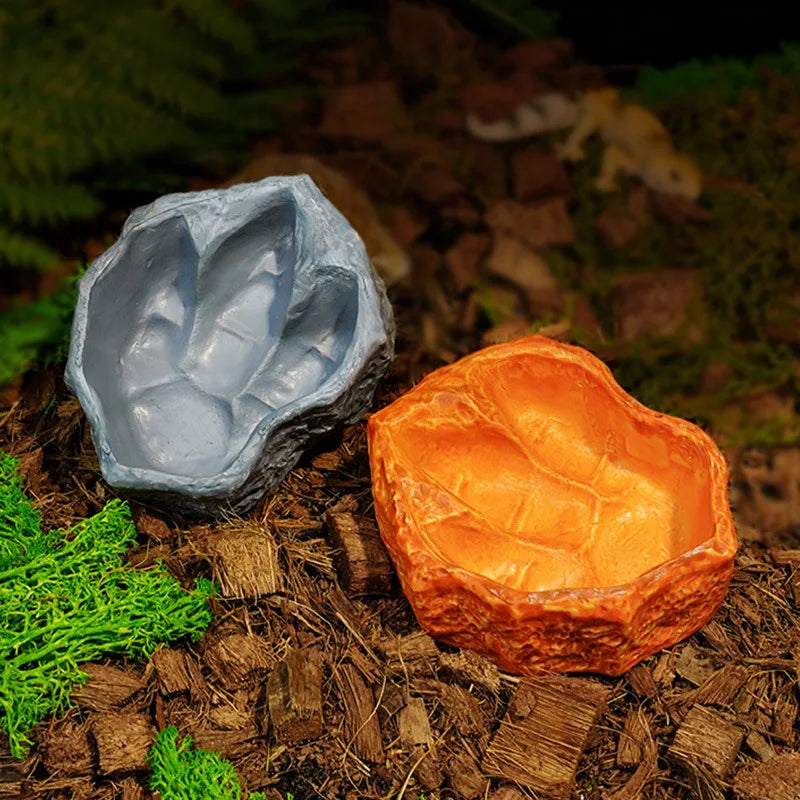 The AeroStump™ Tree Stump Reptile Food & Water Bowl | Terrarium Decor